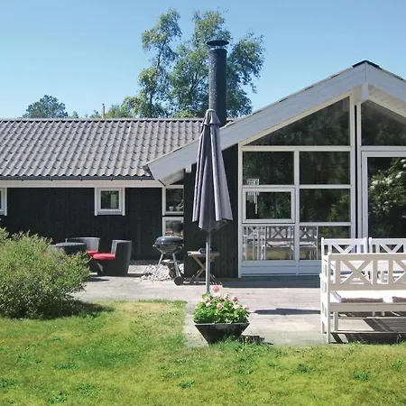 Nyaraló Botovej Vaeggerlose I Bøtø By