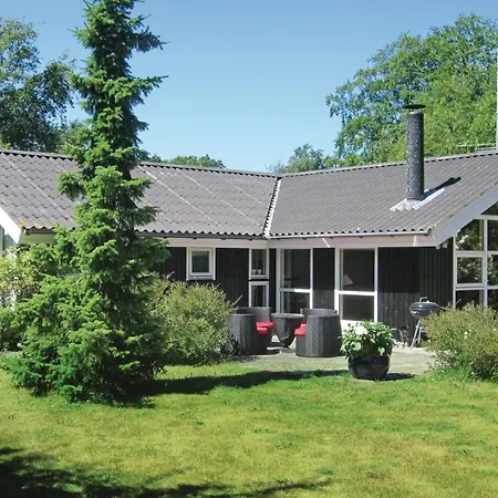 Botovej Vaeggerlose I Nyaraló Bøtø By