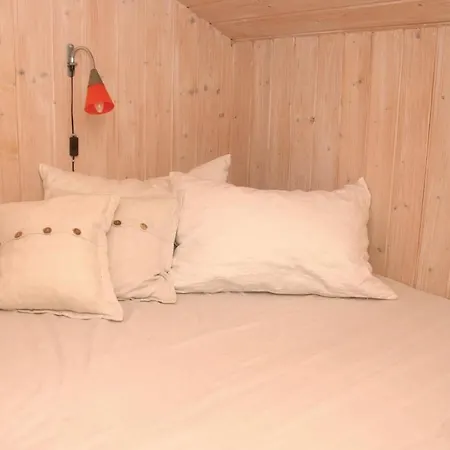 Botovej Vaeggerlose I Nyaraló Bøtø By